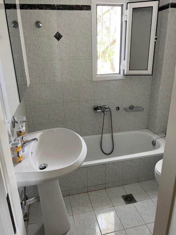 Beach House Seafront Villa Latoura オルモス・パナギアス エクステリア 写真